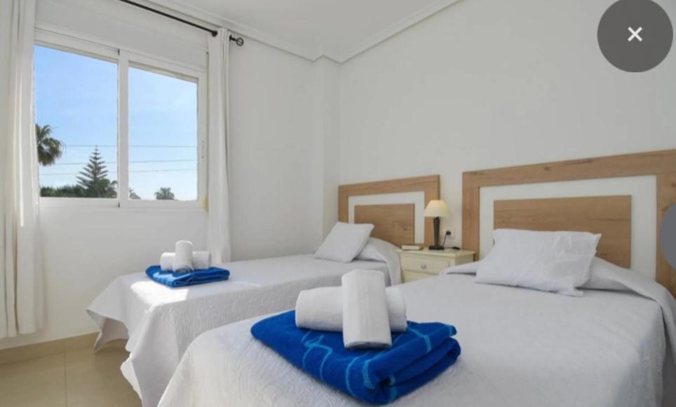 Meernahes Ferienapartment Elia Denia Exteriör bild